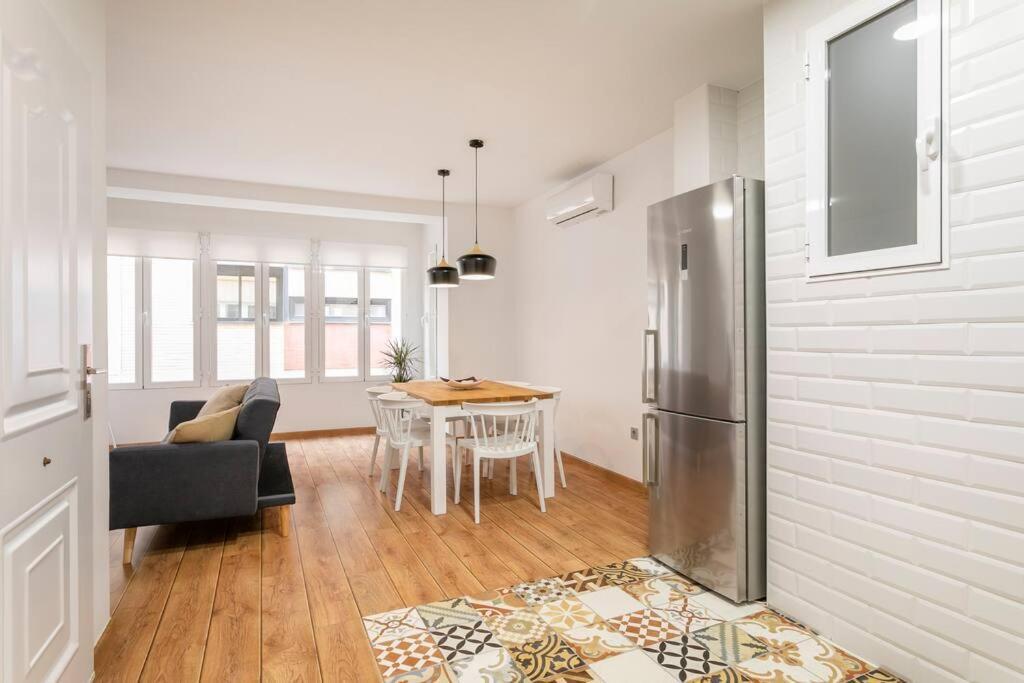 Cozy Apartment City Center Alicante Zewnętrze zdjęcie